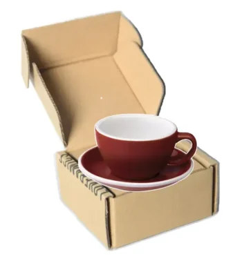 Чашка Loveramics Egg Red 300 мл с блюдцем