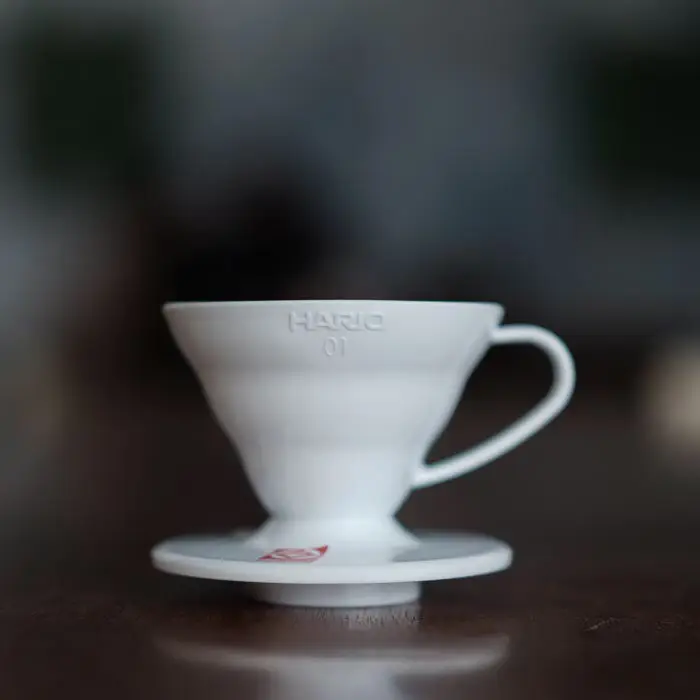 Купити Пуровер HARIO V60 01 (200 мл) білий VD-01W Пуровер HARIO V60 01 (200 мл) білий VD-01W