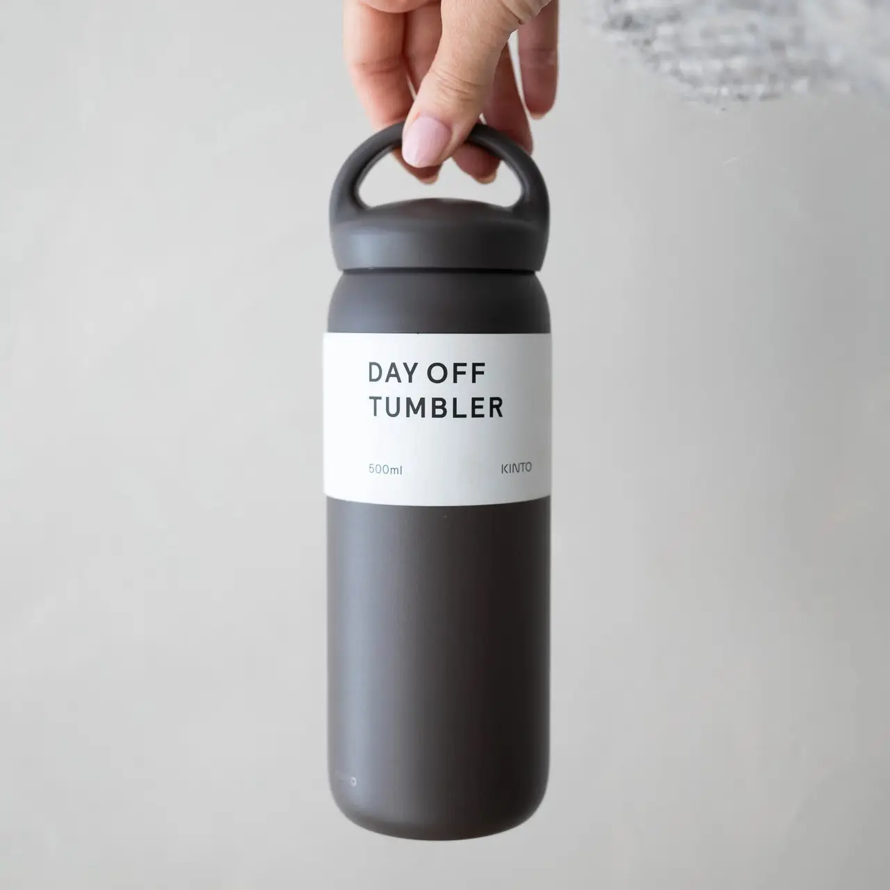 Купити Термочашка Kinto Day Off Tumbler 500 мл Dark Grey Термочашка Kinto Day Off Tumbler 500 мл Dark Grey