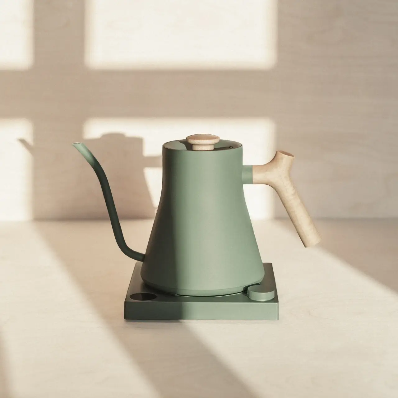 Купити ЧАЙНИК FELLOW STAGG EKG PRO SMOKE GREEN ЕЛЕКТРИЧНИЙ ЧАЙНИК FELLOW STAGG EKG PRO SMOKE GREEN ЕЛЕКТРИЧНИЙ