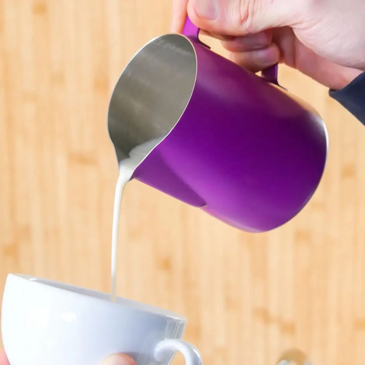 Купити ПИТЧЕР RHINO CLASSIC MILK PITCHER 450 ML LAVENDER ПИТЧЕР RHINO CLASSIC MILK PITCHER 450 ML LAVENDER
