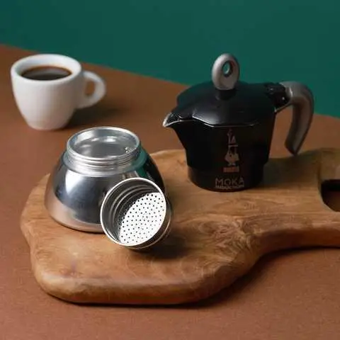 Купити ГЕЙЗЕРНА КАВОВАРКА BIALETTI 100 МЛ MOKA INDUCTION BLACK 2 ЧАШКИ ГЕЙЗЕРНА КАВОВАРКА BIALETTI 100 МЛ MOKA INDUCTION BLACK 2 ЧАШКИ