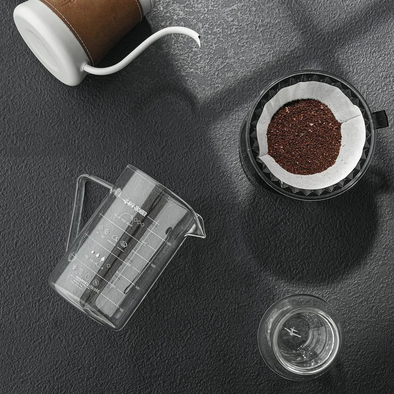 Купити СЕРВЕР MHW-3BOMBER 350 МЛ. GLASS COFFEE SERVER СЕРВЕР MHW-3BOMBER 350 МЛ. GLASS COFFEE SERVER