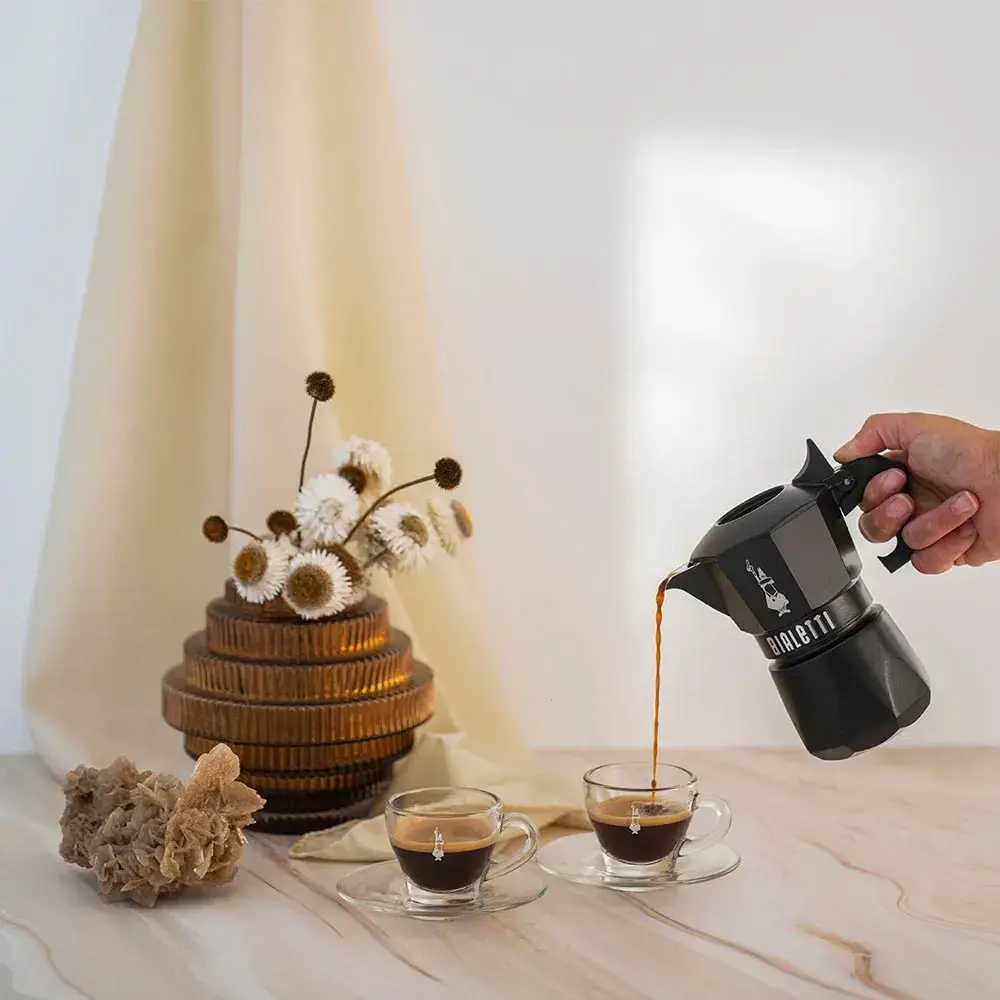 Купити Гейзерна кавоварка Bialetti Brikka Exclusive Black 2 чашки Гейзерна кавоварка Bialetti Brikka Exclusive Black 2 чашки