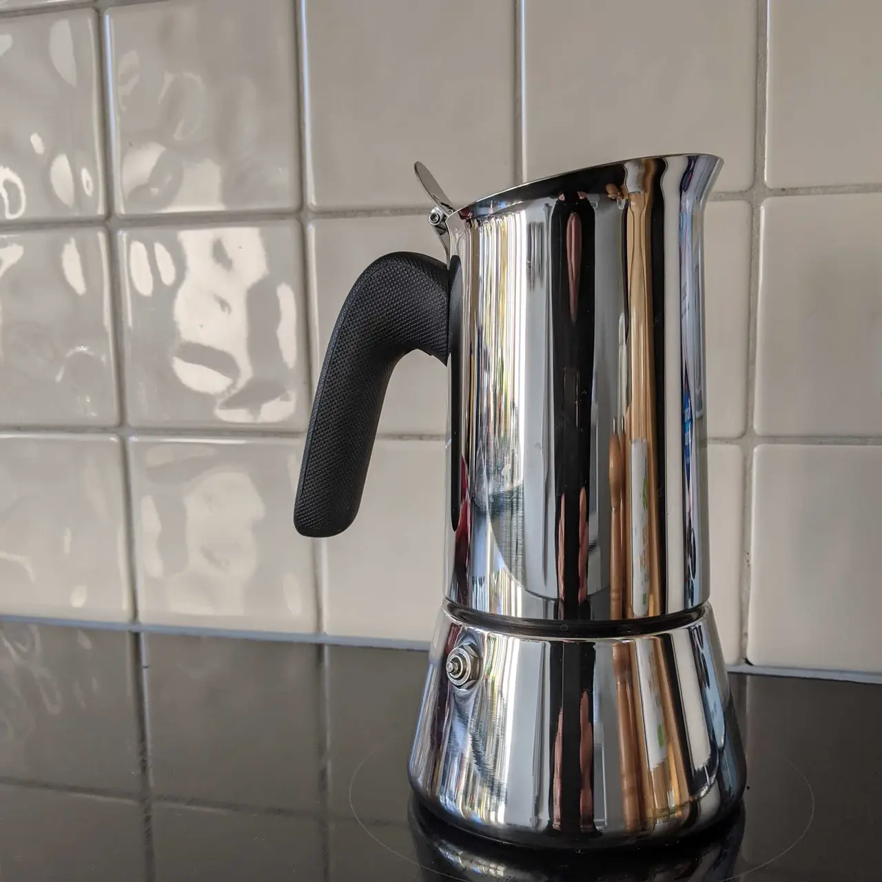 Купити Кофеварка Bialetti Venus Induction гейзерная на 6 чашек 235 мл Кофеварка Bialetti Venus Induction гейзерная на 6 чашек 235 мл